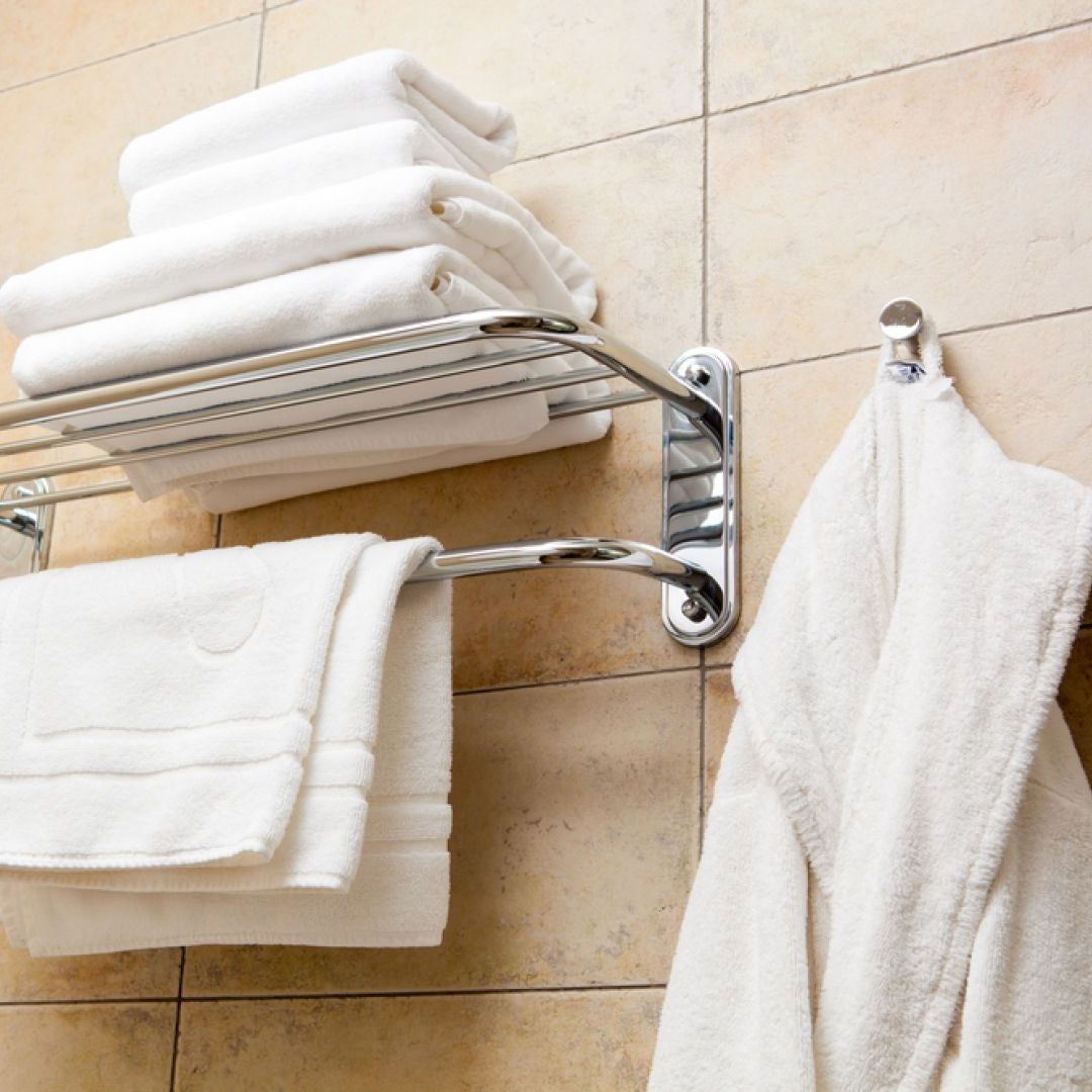 Asciugamani e accappatoi: con quale frequenza cambiarli e lavarli