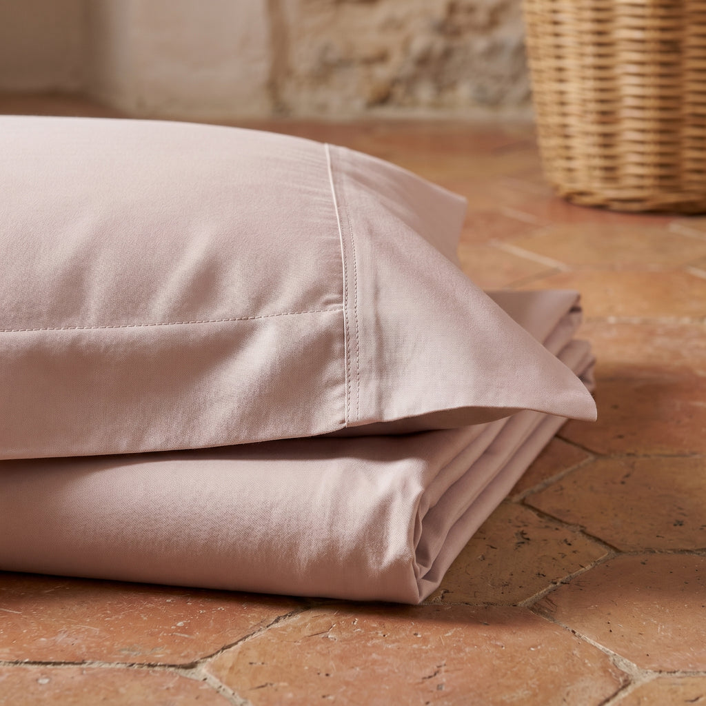 Completo Letto Camelia Daltex – Raso di Cotone Effetto Seta 100% Made in Italy