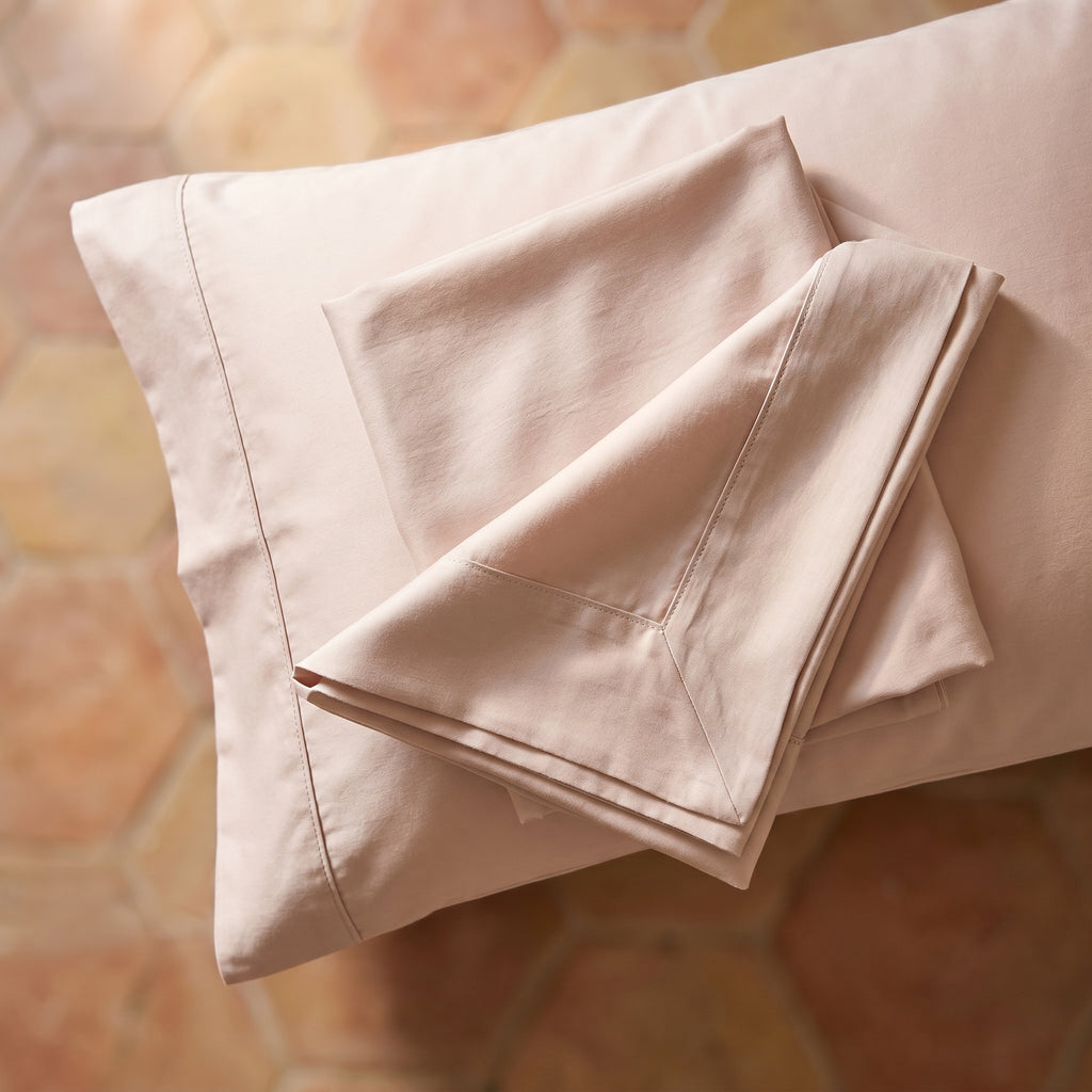 Completo Letto Camelia Daltex – Raso di Cotone Effetto Seta 100% Made in Italy