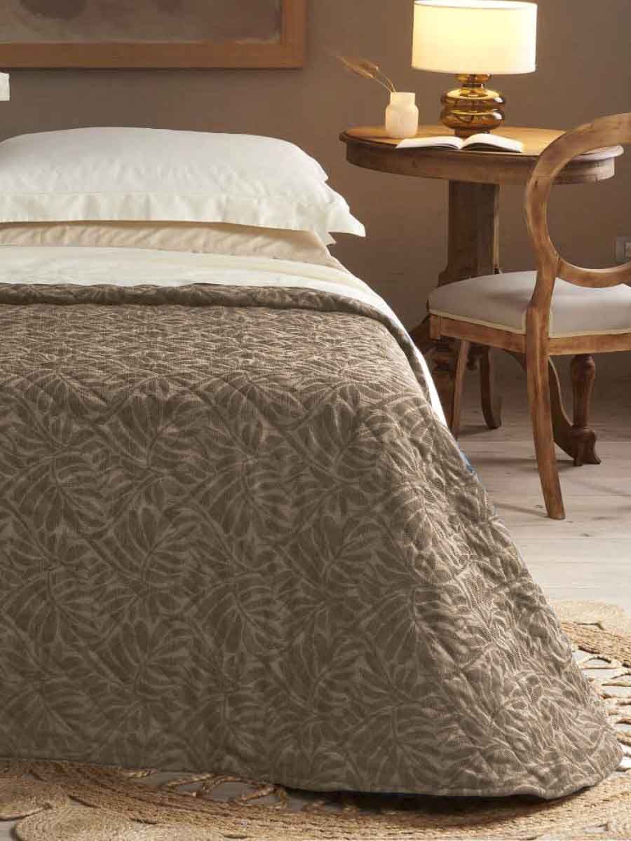 P25---gruppo carillo---PYLEA QUILTBEIGE.JPG