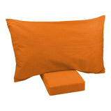 Completo letto arancione effetto no stiro bianco con lenzuolo di sopra, lenzuolo di sotto e federe. Singolo, piazza e mezza e matrimoniale.